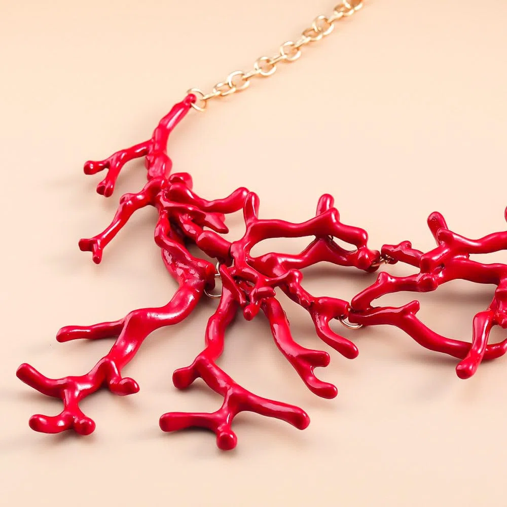 Übertriebene Unregelmäßige Korallenketten Für Damen – Sommerlich Rote Geometrische Baumelnde Halskette, Statement-Halsband, Schlüsselbeinkette, Charm, Böhmischer Schmuck, Modetrend-Accessoires