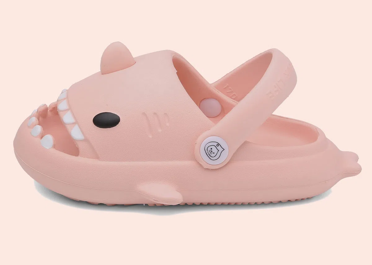 Kinder Badelatschen Jungen Mädchen Badeschlappen Cozy Slides rutschfeste Schwimmbad Strand Badeschuhe Sommer Flache Hausschuhe Gr.21-32 EU