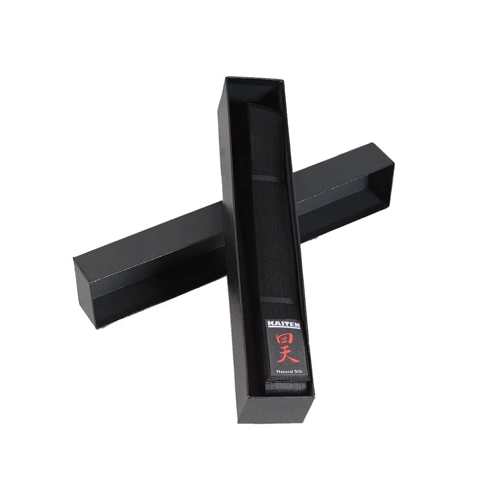 KAITEN Karategürtel Schwarz Naturseidengurt - 4 cm Breit - Schwarzgurt Naturseide - Länge 275 bis 350 cm