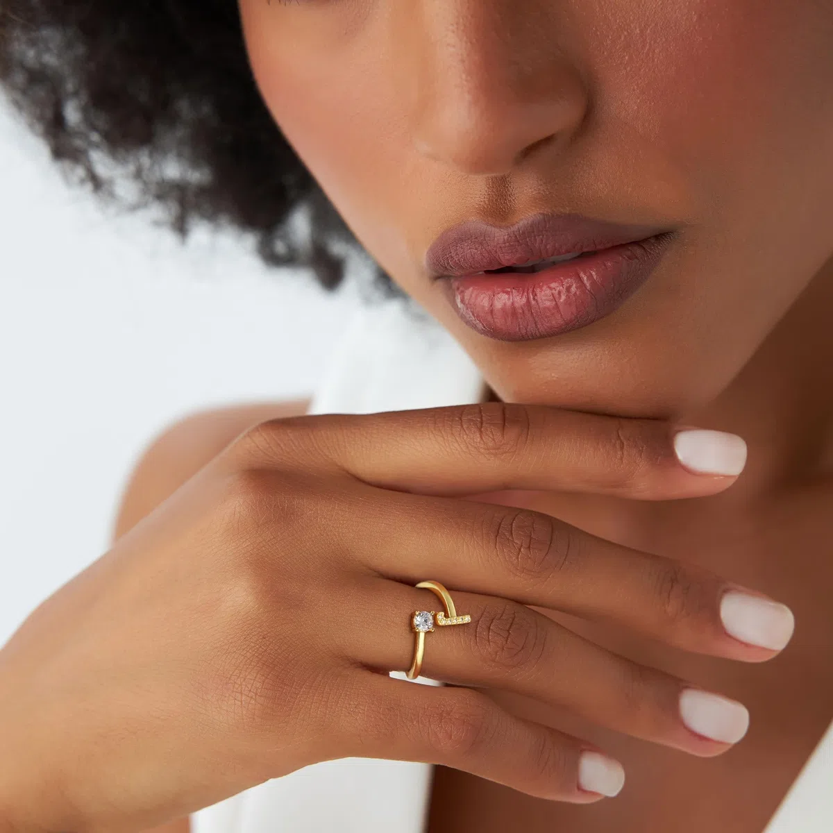 Ring Damen Gold, 14K Gold Vergoldet Ring mit Buchstaben Personalisiert Zirkonia Ringe Wasserfest Ringe Goldschmuck Valentinstag Geschenke für Frauen Freundin Mädchen