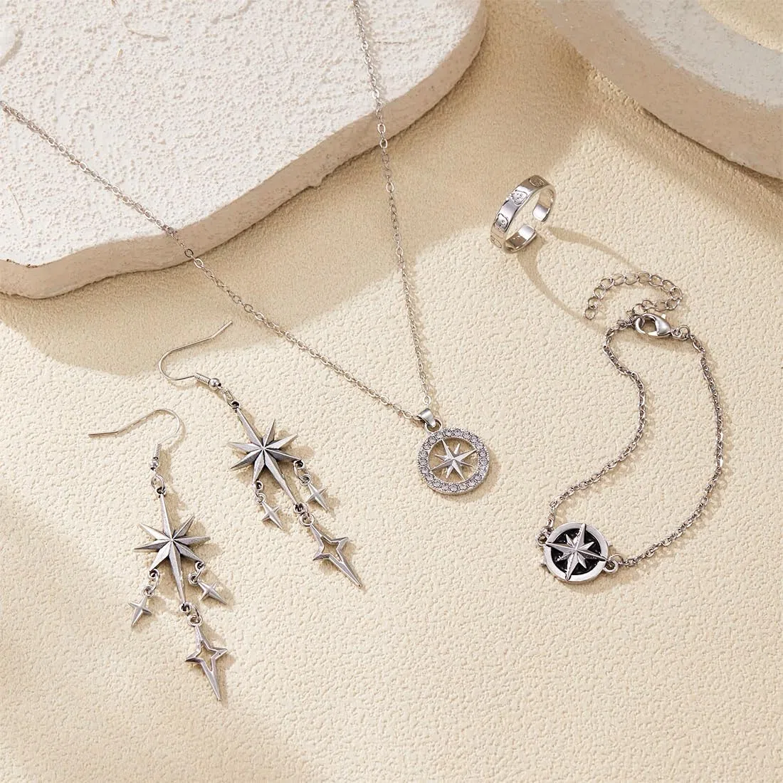 Stray Halskette Armband Set, mit Halsketten, Armbänder, Perlenarmbänder, Ringe, Ohrringe und 2 SKZ Photocard, Kpop Geschenke, Unverzichtbare Fanartikel für Kpop Fans