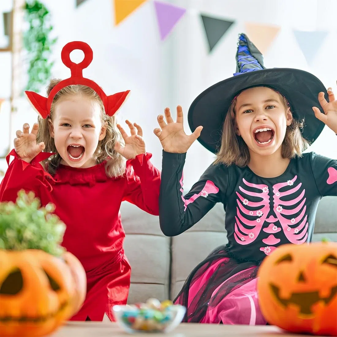 4 Stück Cartoon Nette Styling Haar Hoop the Plüsch Mädchen Haarbänder Waschen Nette Gesicht Kopfbedeckung 3D Haarnadel Haarband Haarschmuck für Kinder Karneval Kindertag