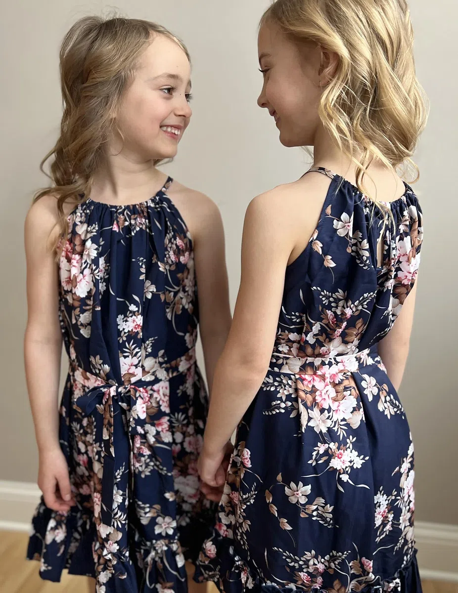 Arshiner Kleider Mädchen Sommer Ärmellos Neckholder Kleid A-Linie Casual Partykleider Midi Rüschensaum Kinderkleid Swing Abendkleid Kinder Festliche Kleider mit Gürtel 6-14 Jahre