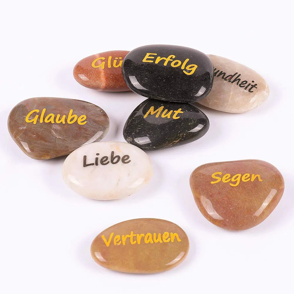 12 Stück RockImpact Steine mit Spruch Glück Gravierte Steine Gravur Inspirierende Steine Glücksbringer Ermutigung Dankbarkeit Geschenk Glückssteine (Großhandel, 12 Verschiedene Sprüche, je 5-8 cm)