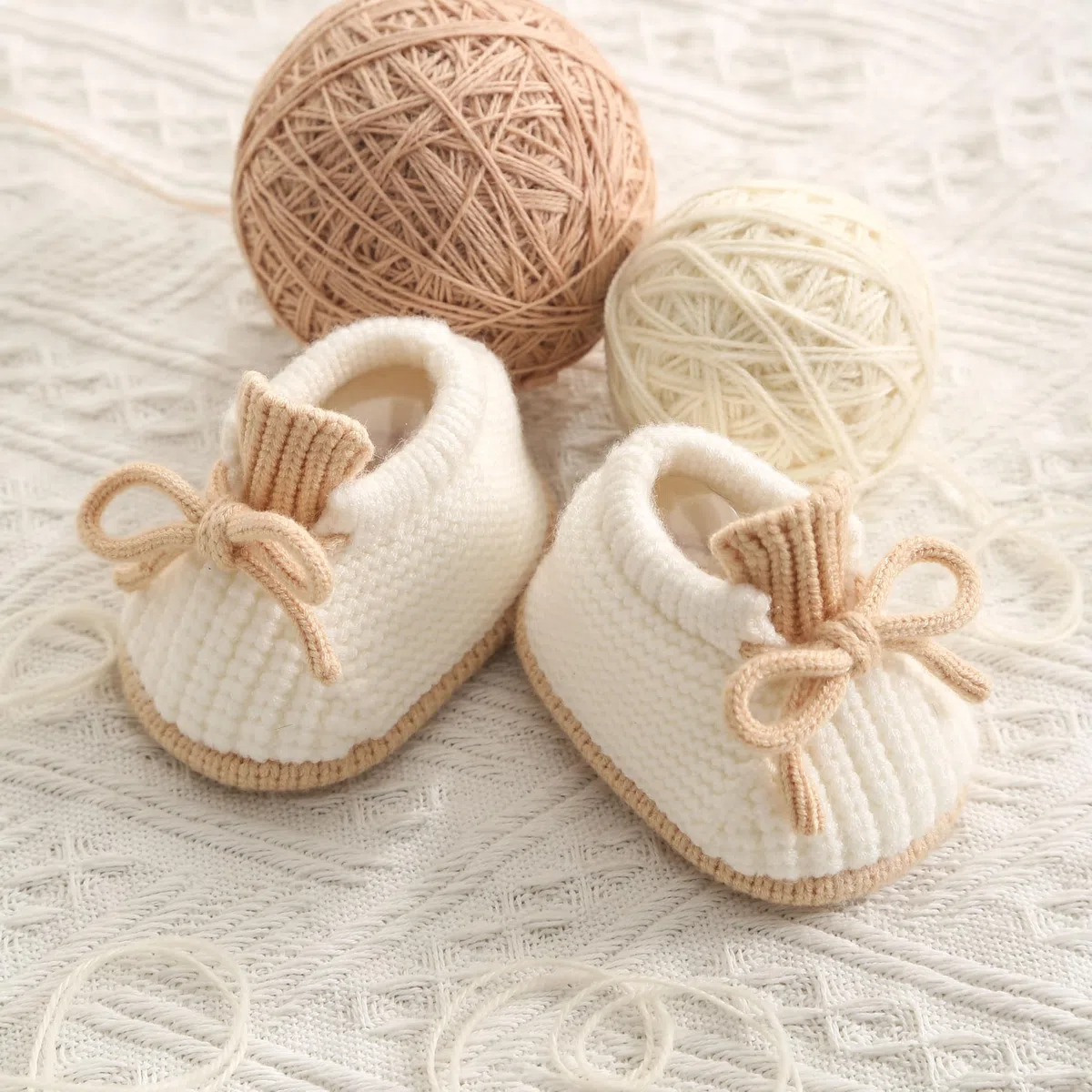 Baby-Stiefel für Neugeborene, kuschelige Kleinkinder, erste Lauflernschuhe, weich, für Säuglinge, Jungen und Mädchen