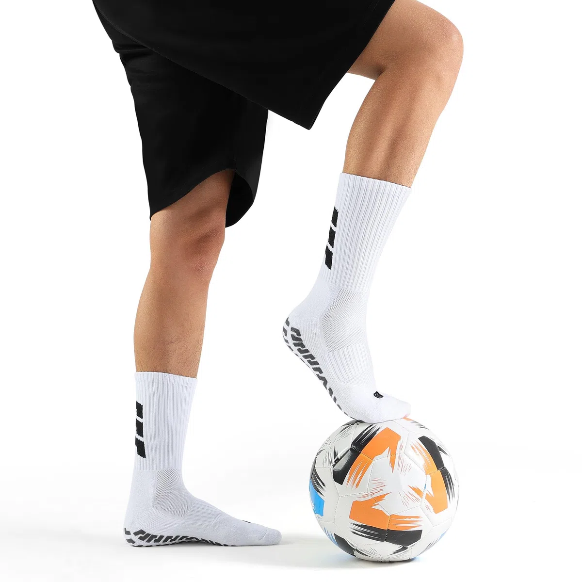 CLOSEMATE 1/3 Paare Rutschfeste Fußballsocken für Herren & Damen, Sportsocken mit Silikonnoppen, Atmungsaktive Sneakersocken für Laufen Tennis Pilates Yoga, 35-46