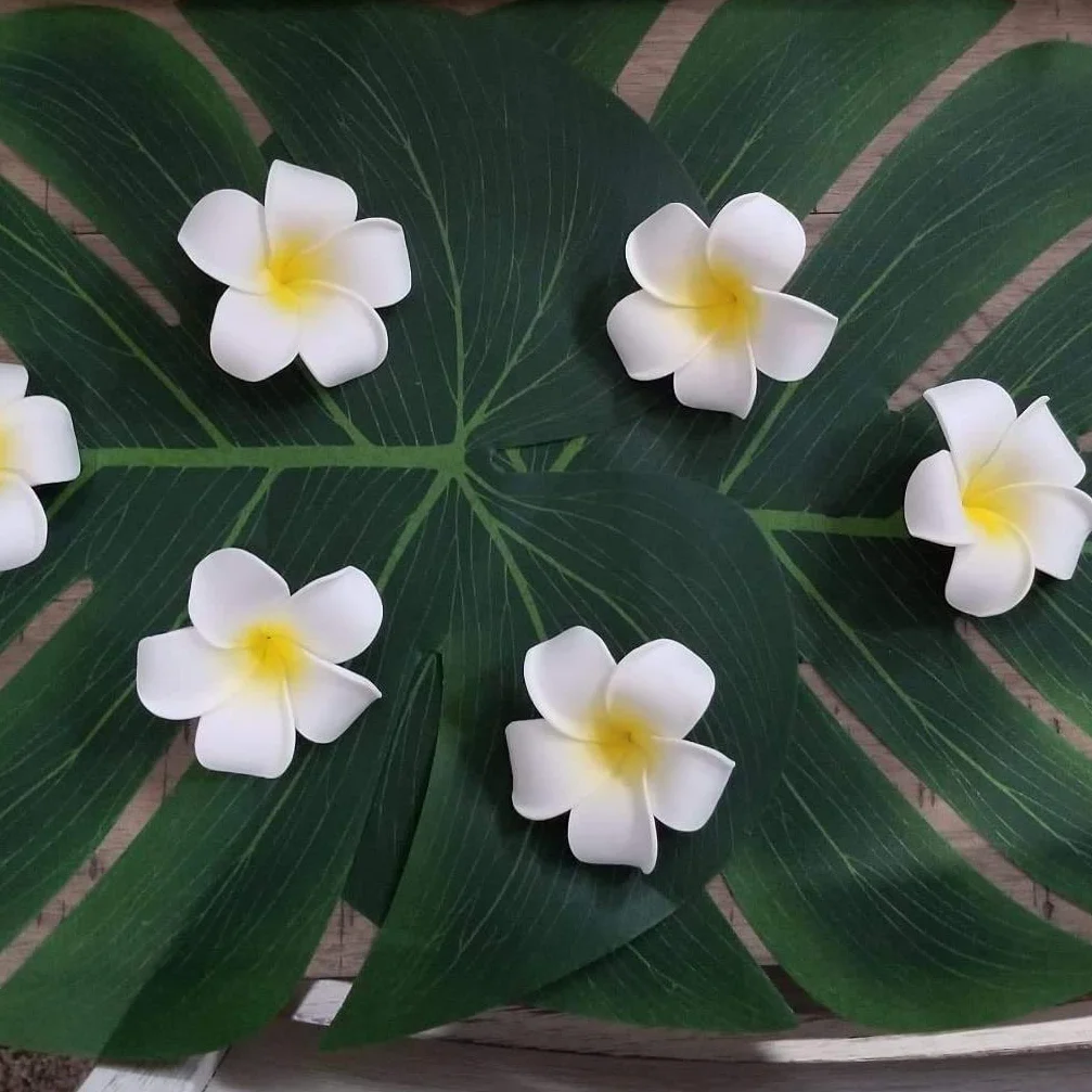100Pcs Künstliche Frangipani Blumen, Hawaii Schaumstoff Plumeria Köpfe, Plumeria Blüten Haarspange, DIY Frangipani Hawaii Frangipani Kränze für Hochzeits Haarklammer Beach Party