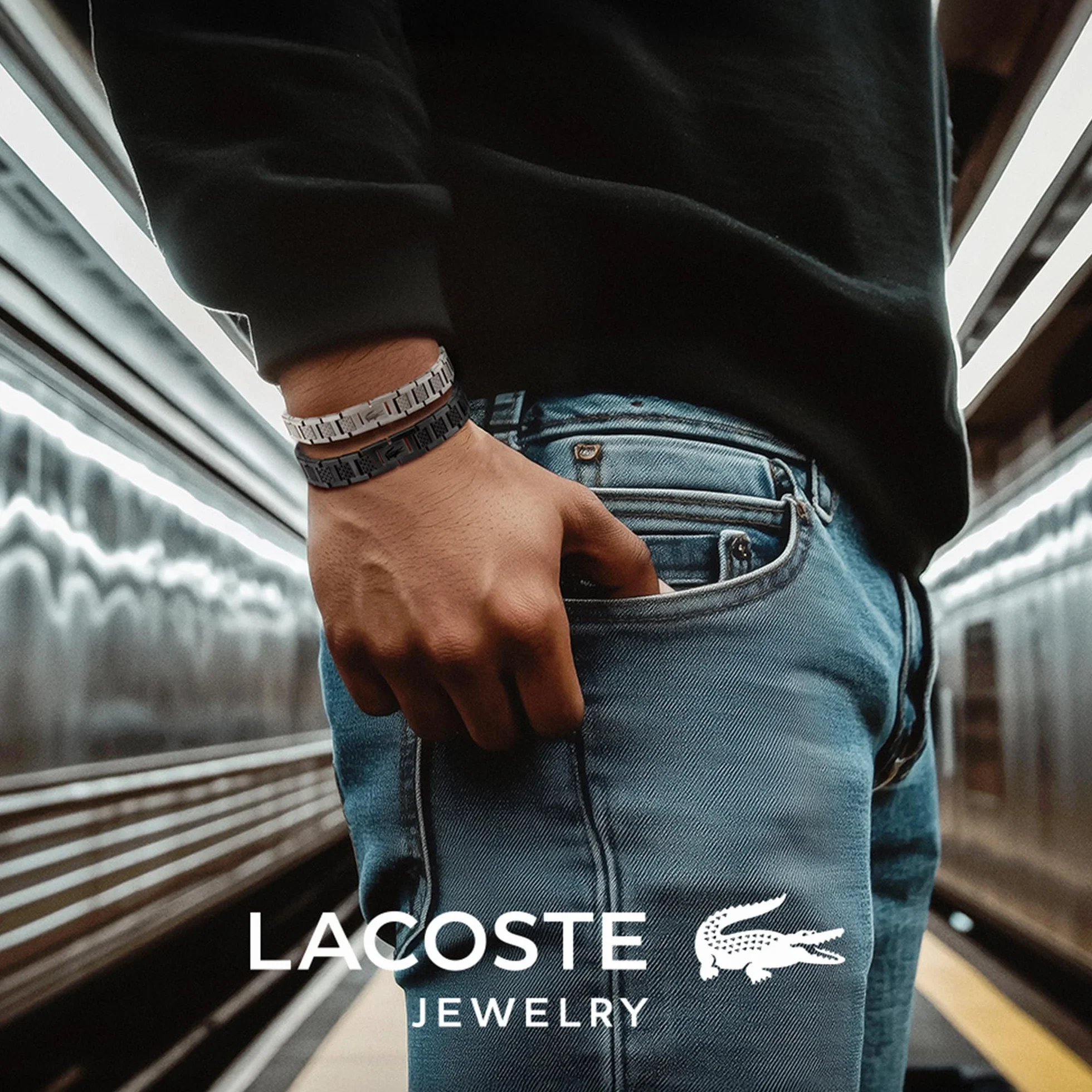 Lacoste Armband mit Knebelverschluss Kollektion METROPOLE Verziert mit petit piqué Muster - Erhältlich für ihn und sie