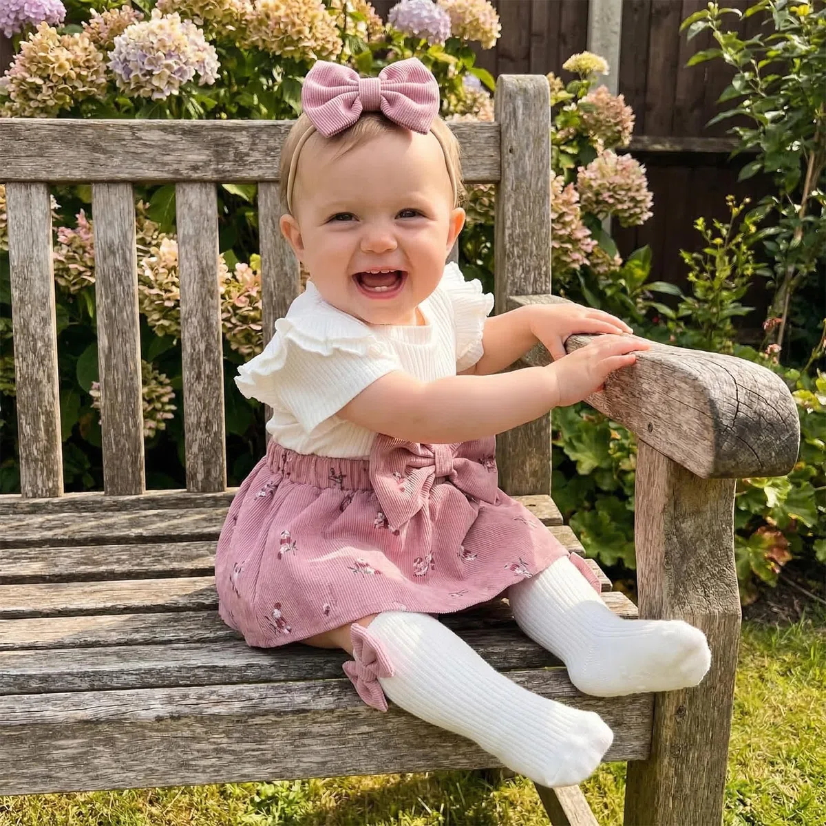 Baby Mädchen Kleidung Blumen Druck Sommer Kleider Rüschen Kurze Ärmel Kleid + Lange Socken + Stirnband Babyset Niedliche Babykleidung