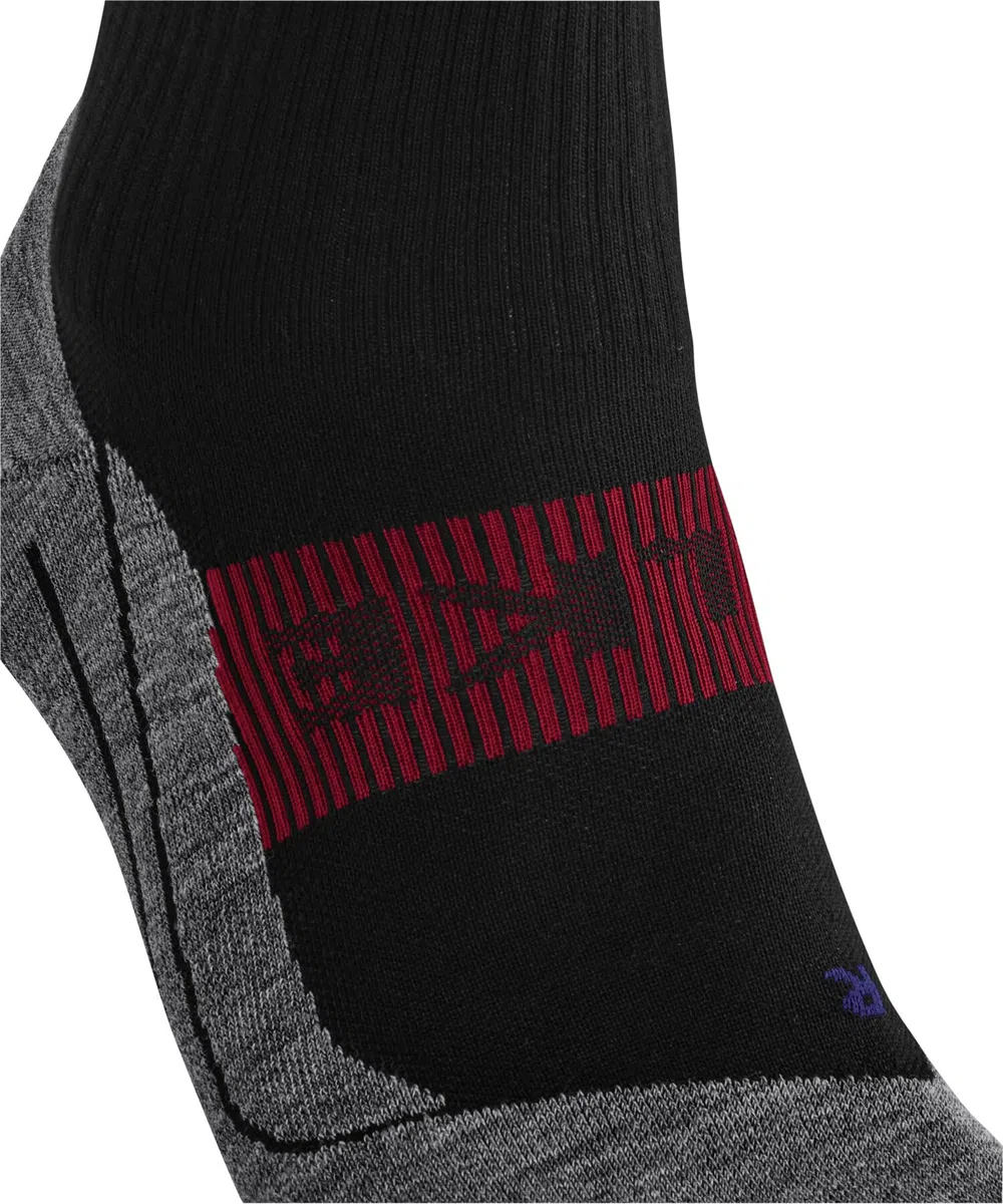 FALKE Damen RU4 Cool Laufsocken schnelltrocknendes atmungsaktives nachhaltiges Funktionsmaterial mittelstarke Polsterung antiblasen kühlend vegan zum Sport Jogging Running 1 Paar