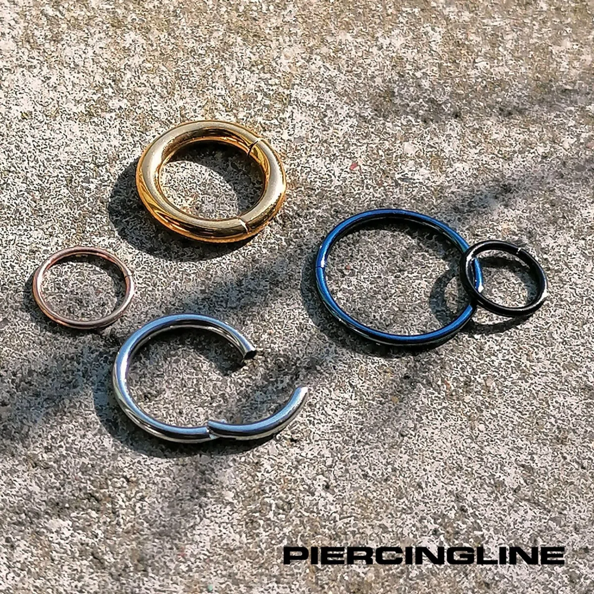 PIERCINGLINE Segmentring Clicker aus Chirurgenstahl - Piercing Ring in Gold, Silber, Rose, Schwarz oder Blau - für Nase, Septum, Ohr, Helix oder Tragus
