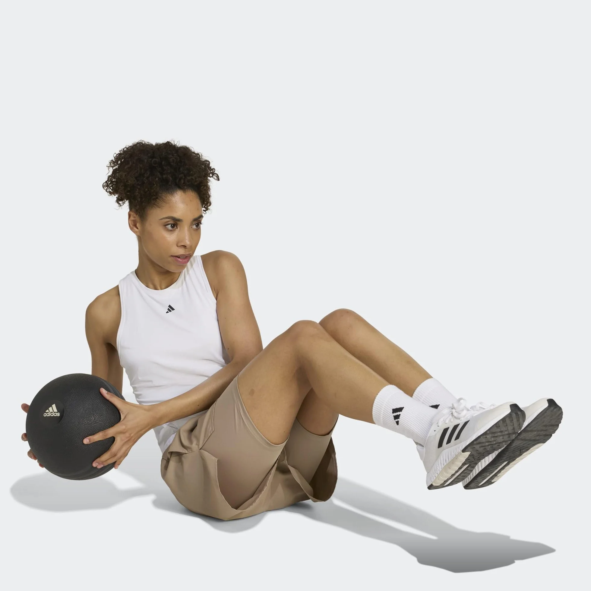 Adidas Damen AEROREADY Made for Training Minimal Two-in-One Shorts