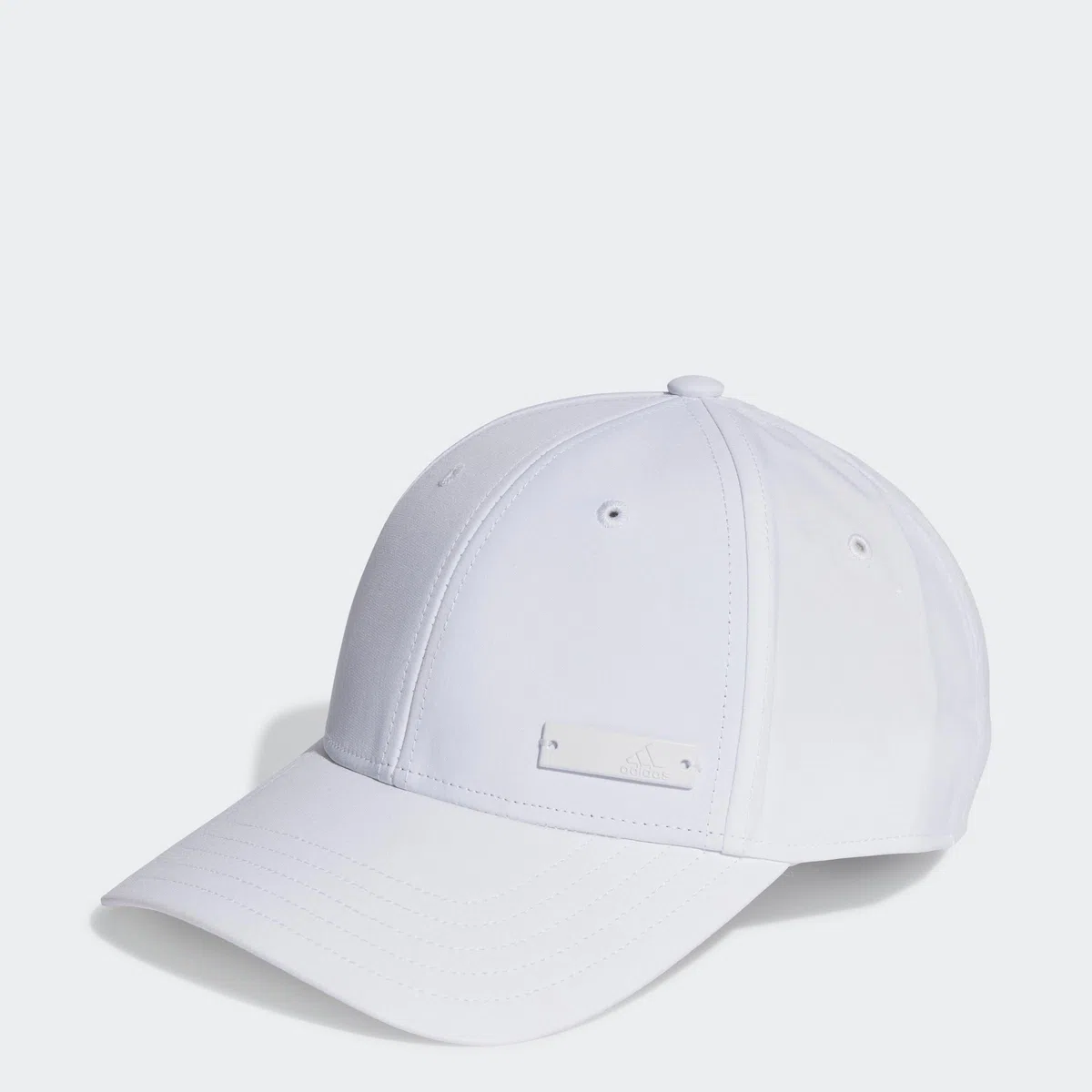 adidas Unisex Metal Badge Lightweight Baseball Cap, White, Einheitsgröße