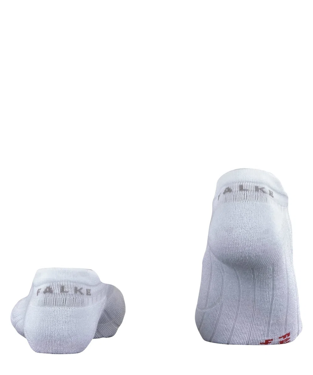 FALKE Damen GO2 Invisible Golfsocken schnelltrocknende atmungsaktive Baumwolle Funktionsmaterial mittelstarke Polsterung antiblasen Füßlinge seitliche Polster für sicheren Stand 1 Paar