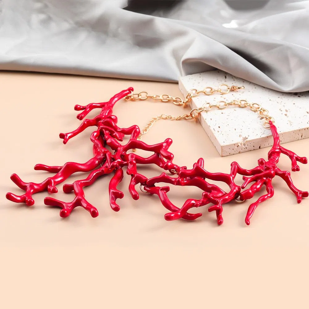 Übertriebene Unregelmäßige Korallenketten Für Damen – Sommerlich Rote Geometrische Baumelnde Halskette, Statement-Halsband, Schlüsselbeinkette, Charm, Böhmischer Schmuck, Modetrend-Accessoires