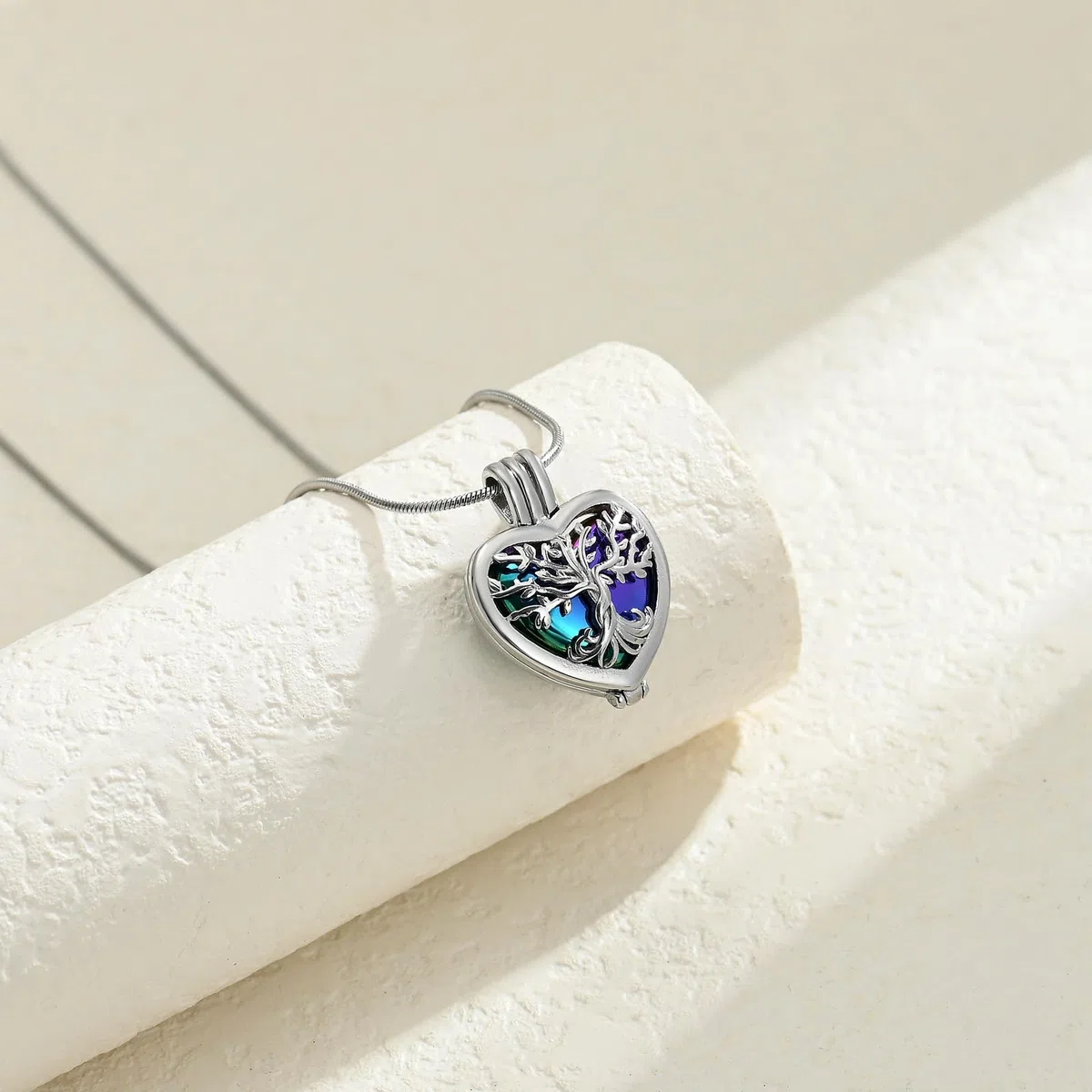 Herz Urne Halsketten für Asche für Frauen Einäscherung Schmuck Blume Memorial Mini Keepsake Asche Hollow Anhänger