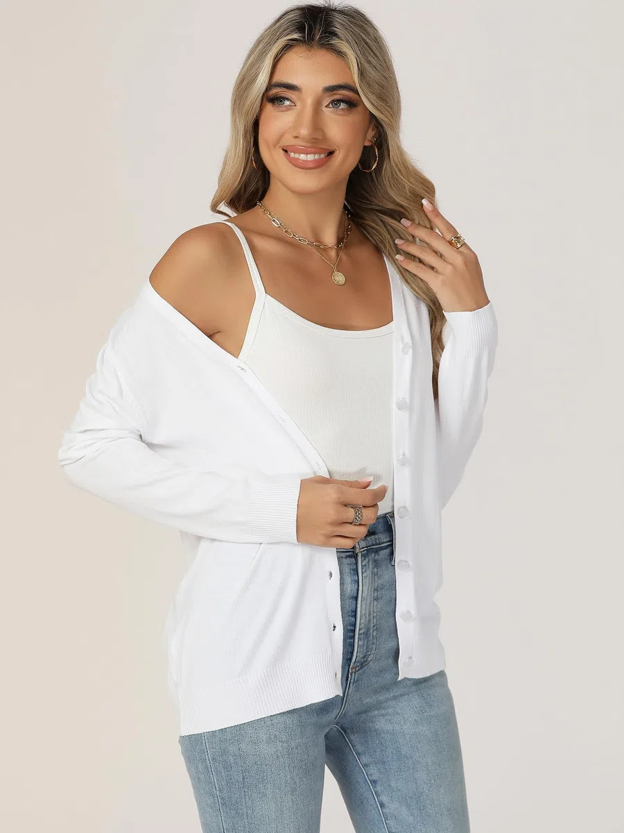 Strickjacke Damen V Ausschnitt mit Knöpfen Cardigan Langarm Leichte Elegante Dünn Sweater Pullover