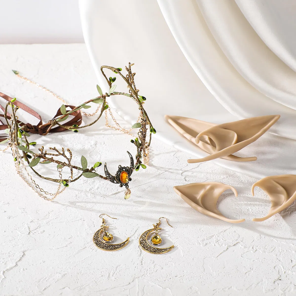 MOSTORY Elfenohren Kopfschmuck Ohrringe Damen Set, Diadem mit Quasten und Mond für Cosplay Karneval Renaissance Kostüm