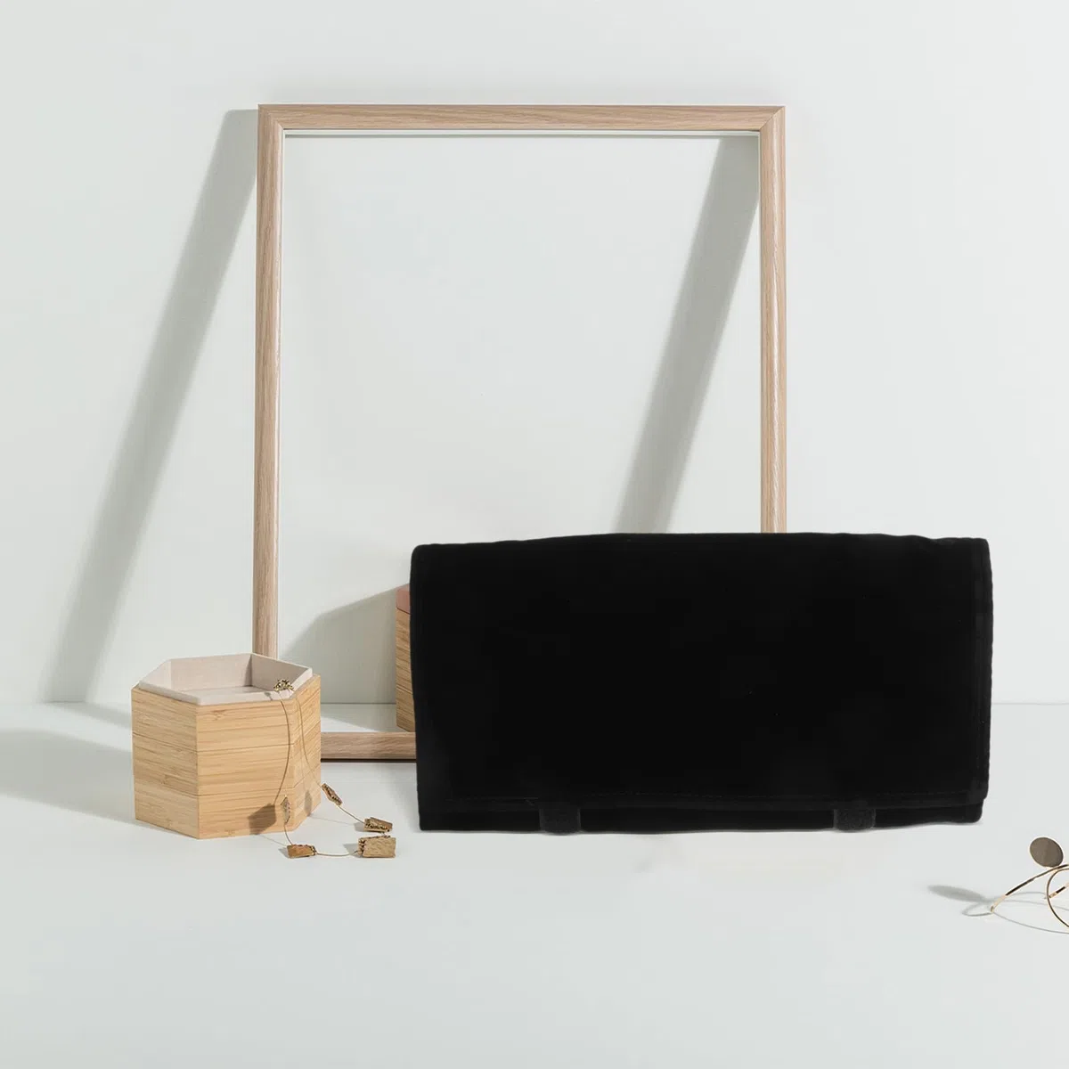 YARNOW Faltbare Schmuckrolle Reiseschmuck Rolltasche Faltbare Halskette Organizer Rolle Flanell Schmuck Aufbewahrungstasche für Halsketten Armb?nder Ohrringe Schwarz Schmuck Veranstalter Box