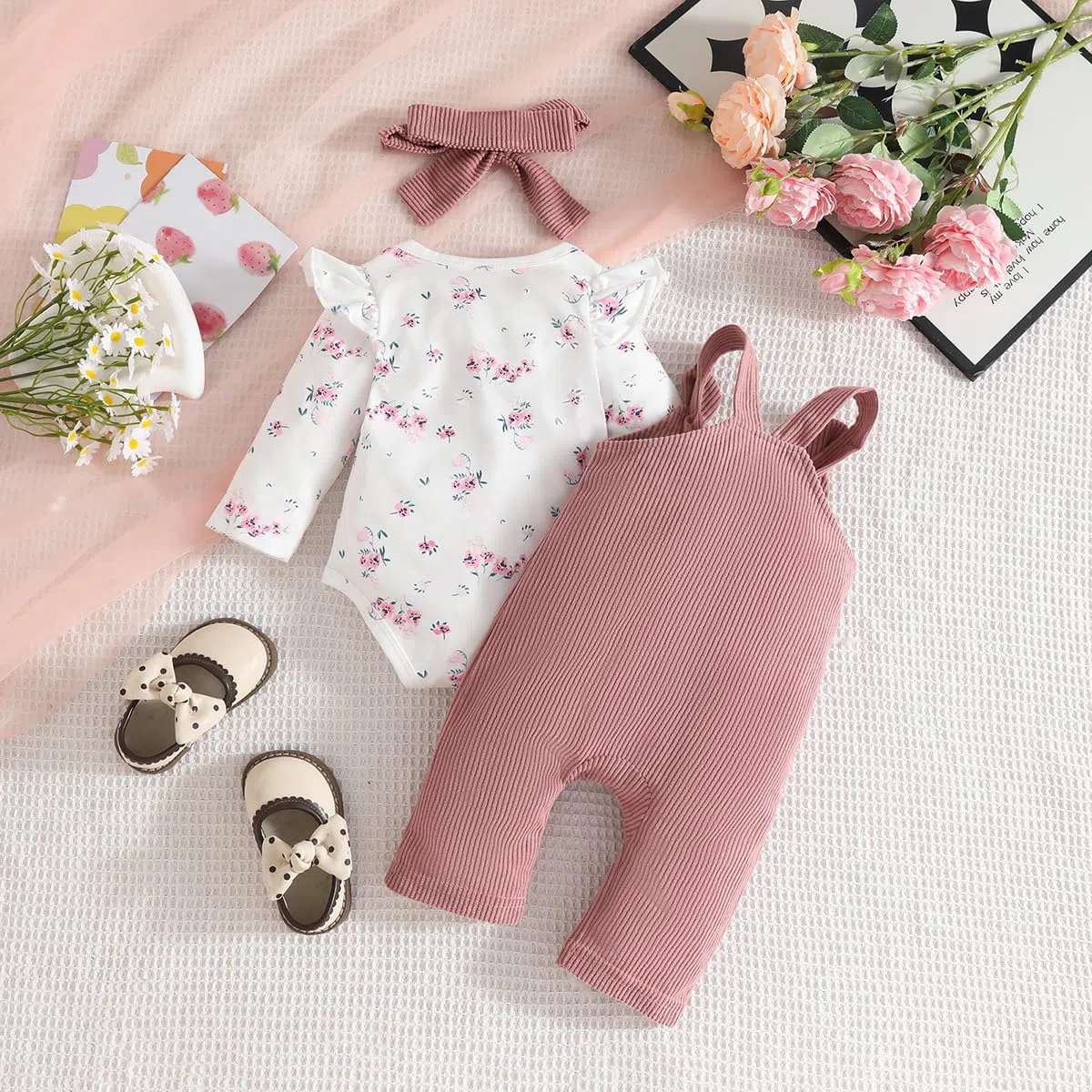 3tlg Baby Mädchen Kleidung Outfits Set Blumen Strampler Tops+ Einstellbare Overalls Pants+Stirnband für 0-18 Monate