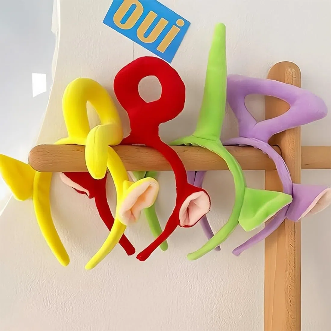 4 Stück Cartoon Nette Styling Haar Hoop the Plüsch Mädchen Haarbänder Waschen Nette Gesicht Kopfbedeckung 3D Haarnadel Haarband Haarschmuck für Kinder Karneval Kindertag