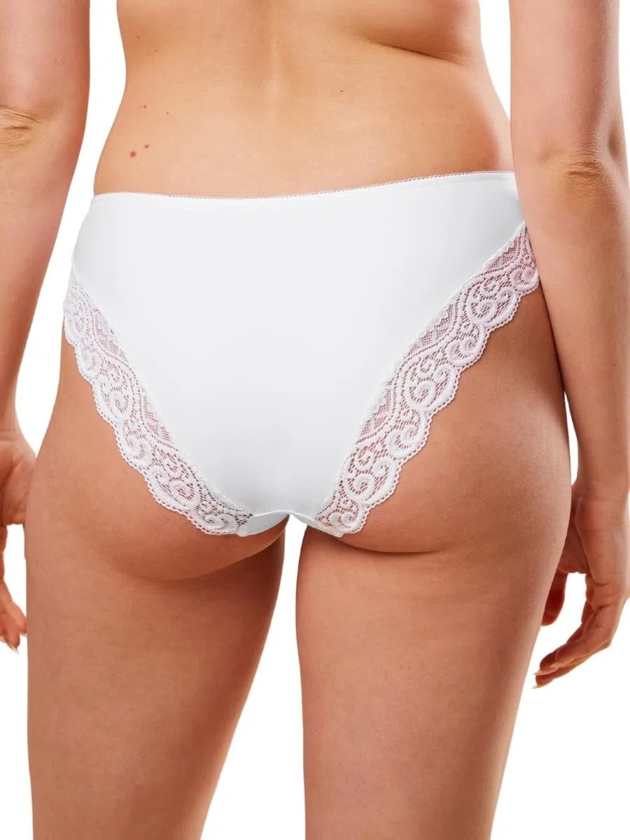 Triumph Amourette Tai Slip Damen – Eleganter, bequemer Tai Slip aus weicher Mikrofaser und zarter Spitze – Flache Nähte, angenehmes Tragegefühl, dezente seitliche Details – Pflegeleichtl
