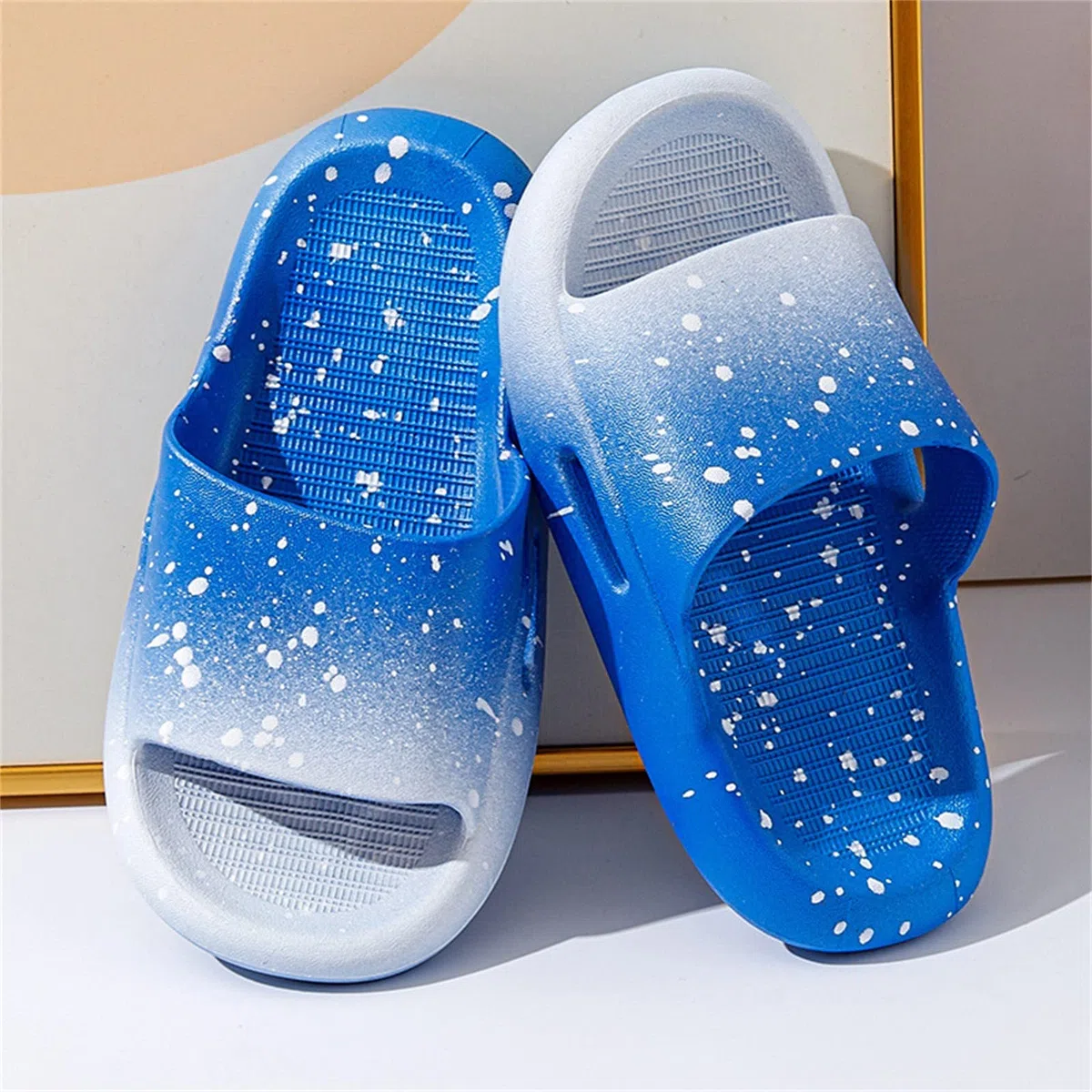 Badelatschen Kinder Flache Rutschfeste Leicht Hausschuhe Schlappen Dusch Strand Slippers Weiche Jungen Mädchen Sandalen Badeschuhe Schwimmbad Badeschlappen