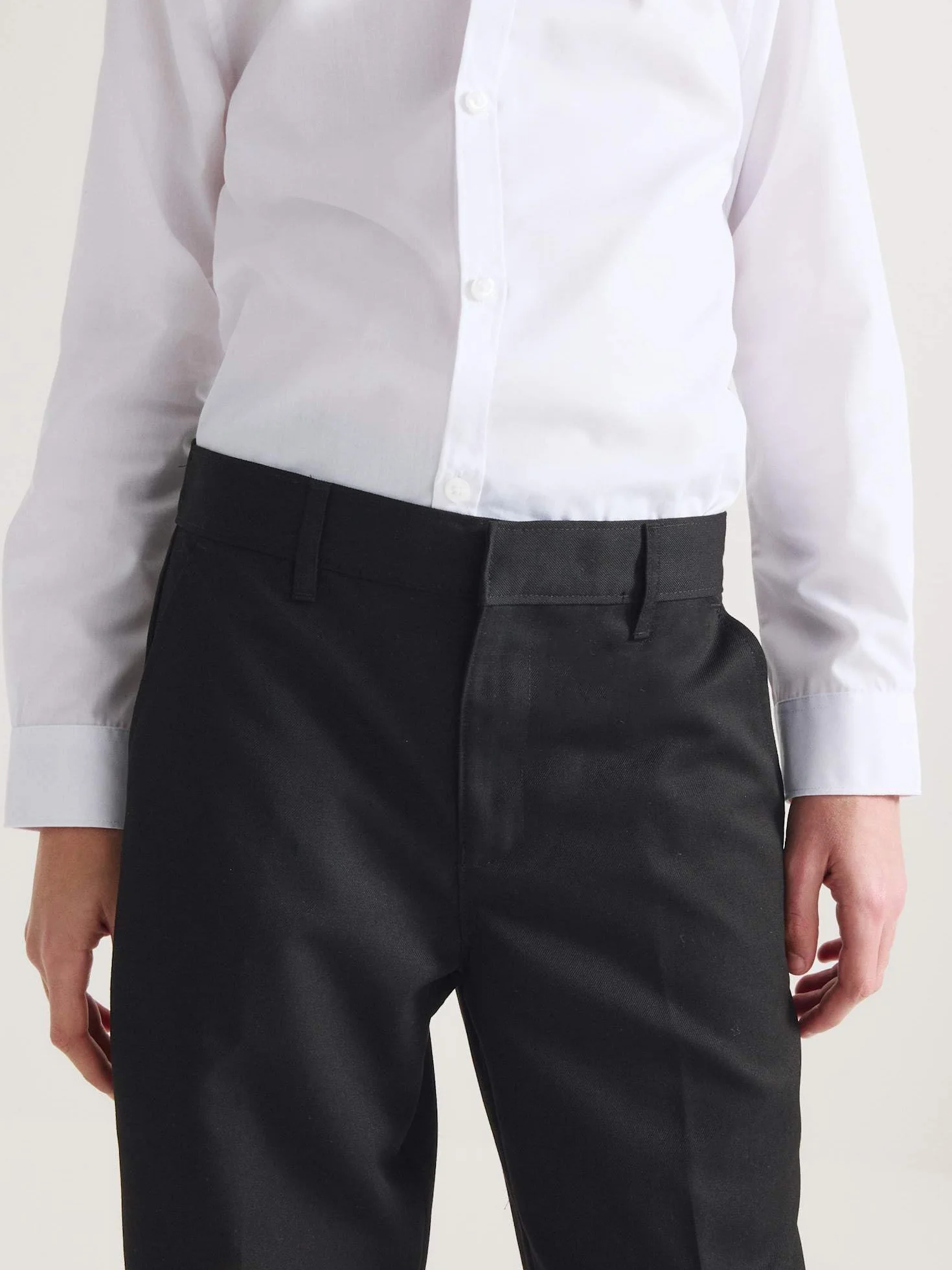 Marks & Spencer Kinder Schulhosen im Doppelpack – für Jungen – 2er-Pack – Regular Fit – Knitterfreie Schuluniform – Flecken- und wetterbeständig mit Verstellbarer Taille – Multipack