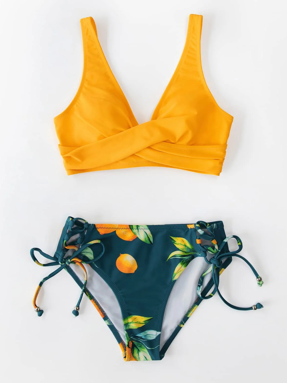 CUPSHE Damen Bikini Set Wickeloptik Blumenmuster Low Rise Bademode