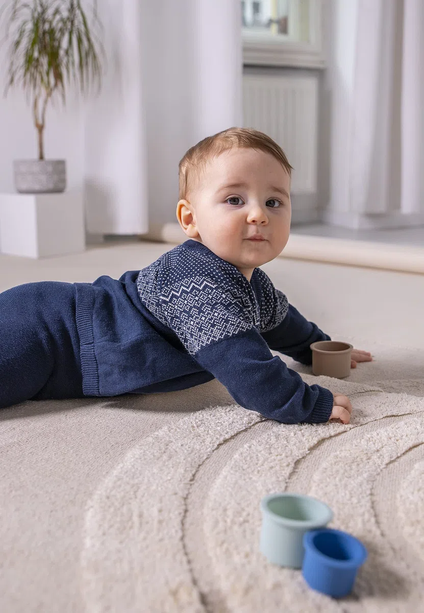 Stellou & friends Baby Cardigan-Strickjacke und Strick-Pullover für Mädchen und Jungen mit Norwegen Muster | Hochwertige Baby-Kleidung aus 100% Baumwolle