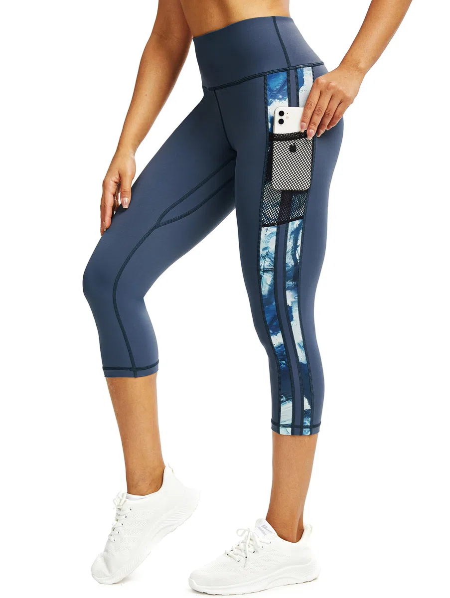 Damen 3/4 Jogginghose mit Taschen, Sporthose Damen 3/4 mit Tummy Control und Vier-Wege-Stretch, Schwarz, XS-XXL