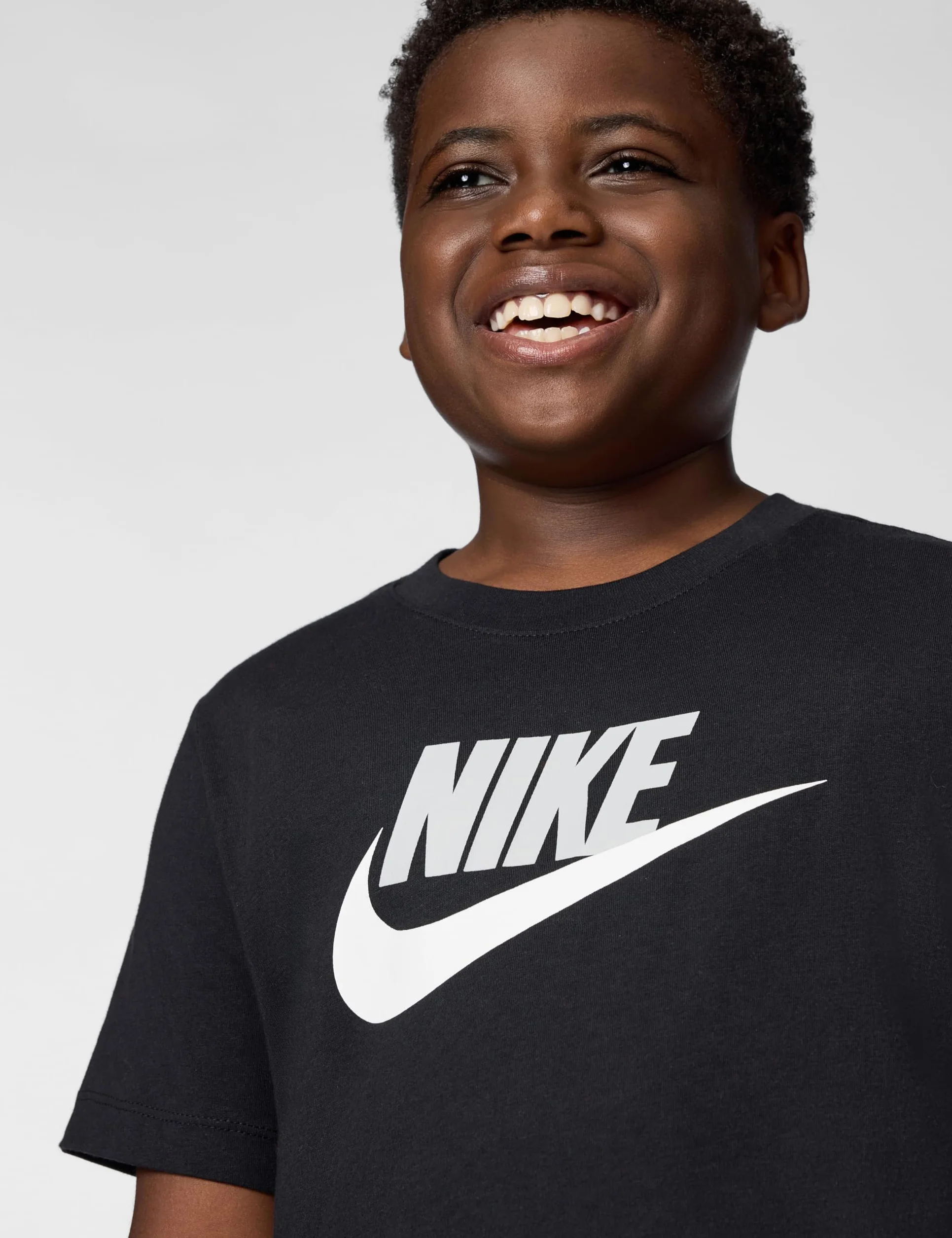 Nike Unisex Kinder Futura Hbr T-Shirt (1er Pack)
