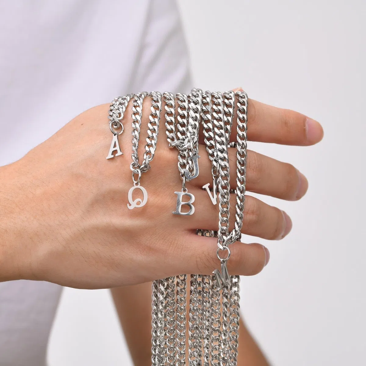 Halzketten Männer Silber, Edelstahl Halskette Herren Halskette Mit Alphabet-Anhänger Halsketten Mit Anhänger Herren Schmuck Geschenke