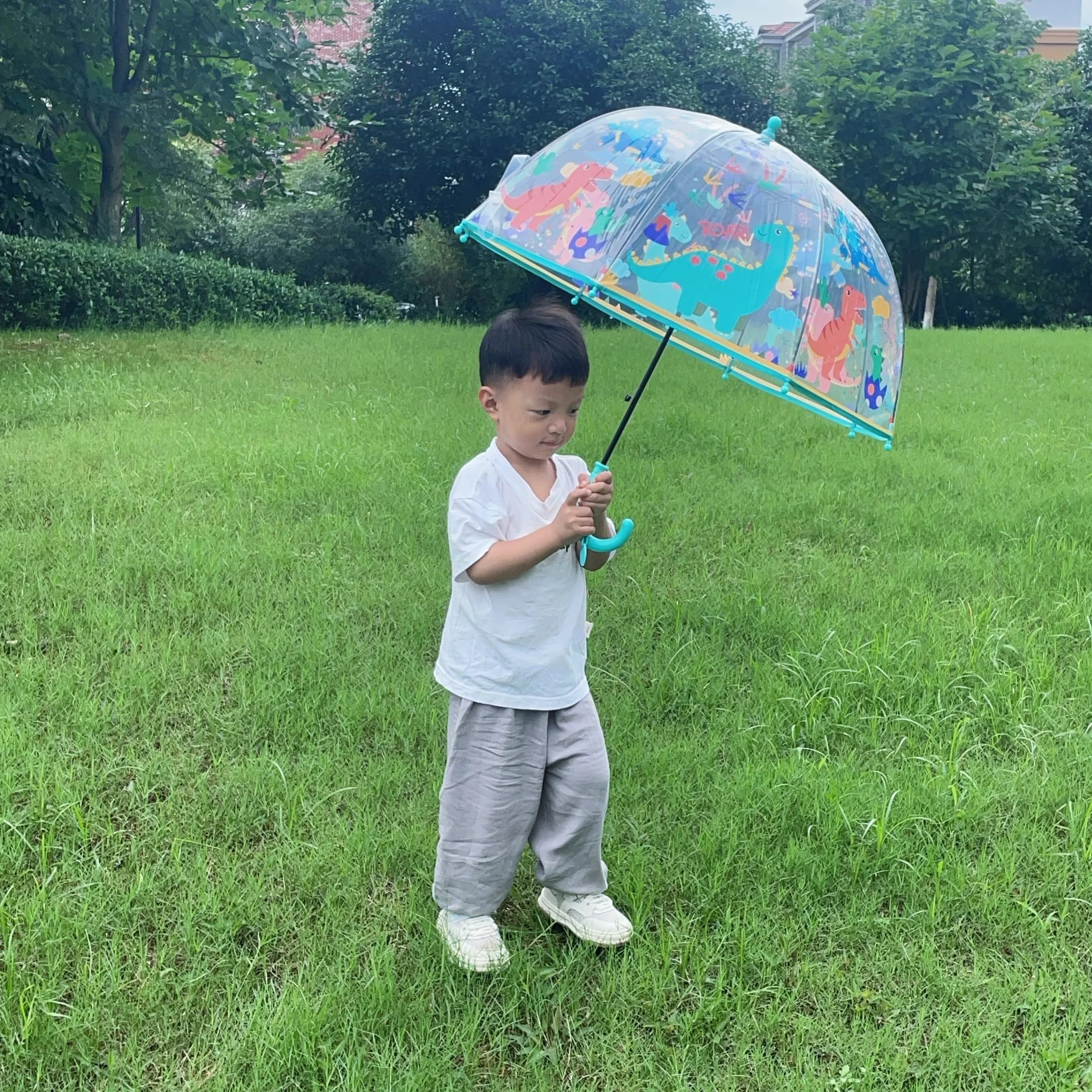 Generisch Kinder Regenschirm Kinder mit Kuppeldach Leichtes Niedliches Lustiges Design, Wind- und Regenschutzschirm,Stockschirm in Glockenform Transparent - Geschenke für Kinder