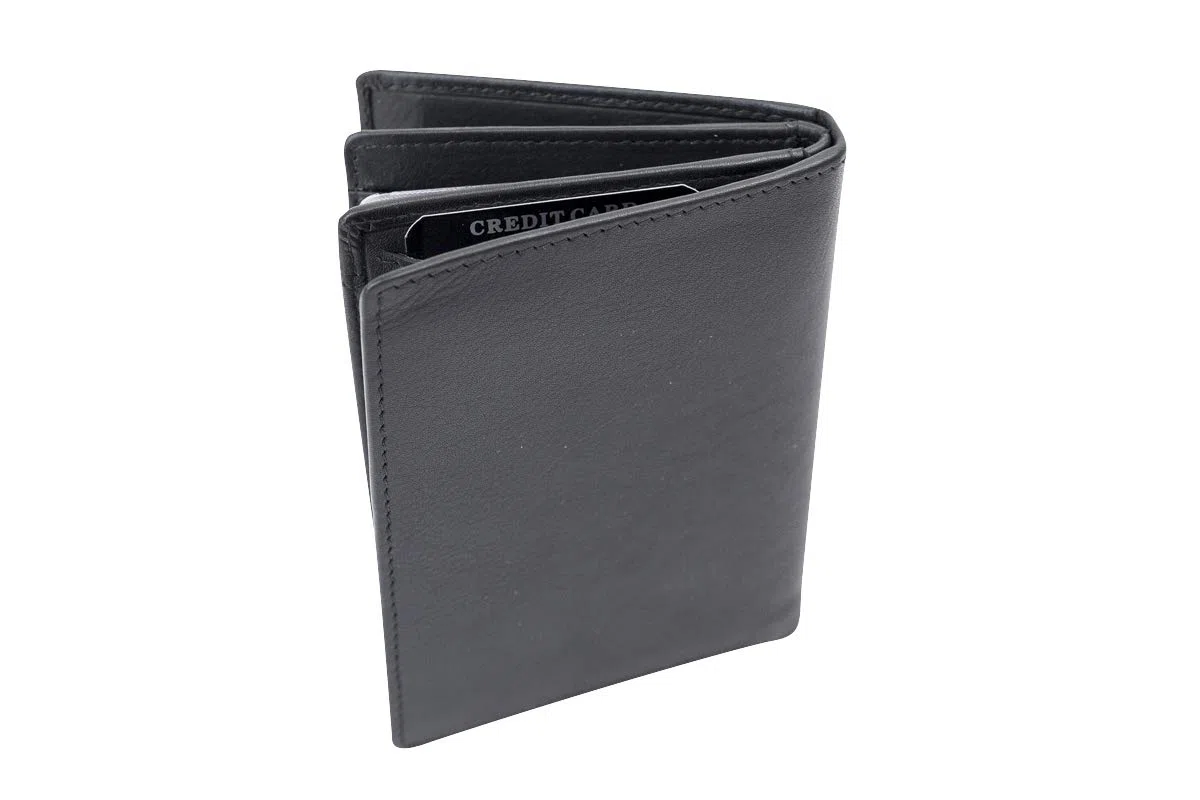LEAS Ausweis- & Kreditkartenmappe/-hülle hochwertig verarbeitet mit RFID Schutzfolie Echt-Leder, schwarz Card-Collection