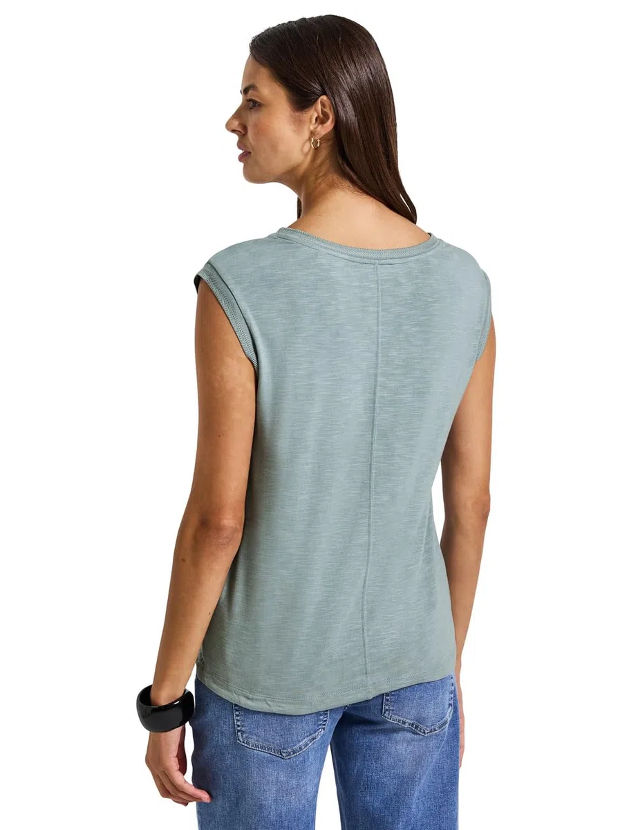 Shirt mit Dekotapes