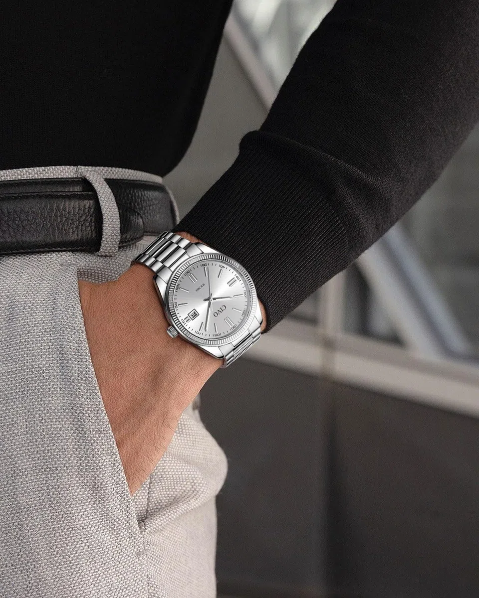 CIVO Herren Uhr Edelstahl Armbanduhr: Einfach Analog Business Herrenuhr mit Leuchtend Datum - Wasserdicht für Arbeit und Freizeit - Stylisch Geschenk für Männer