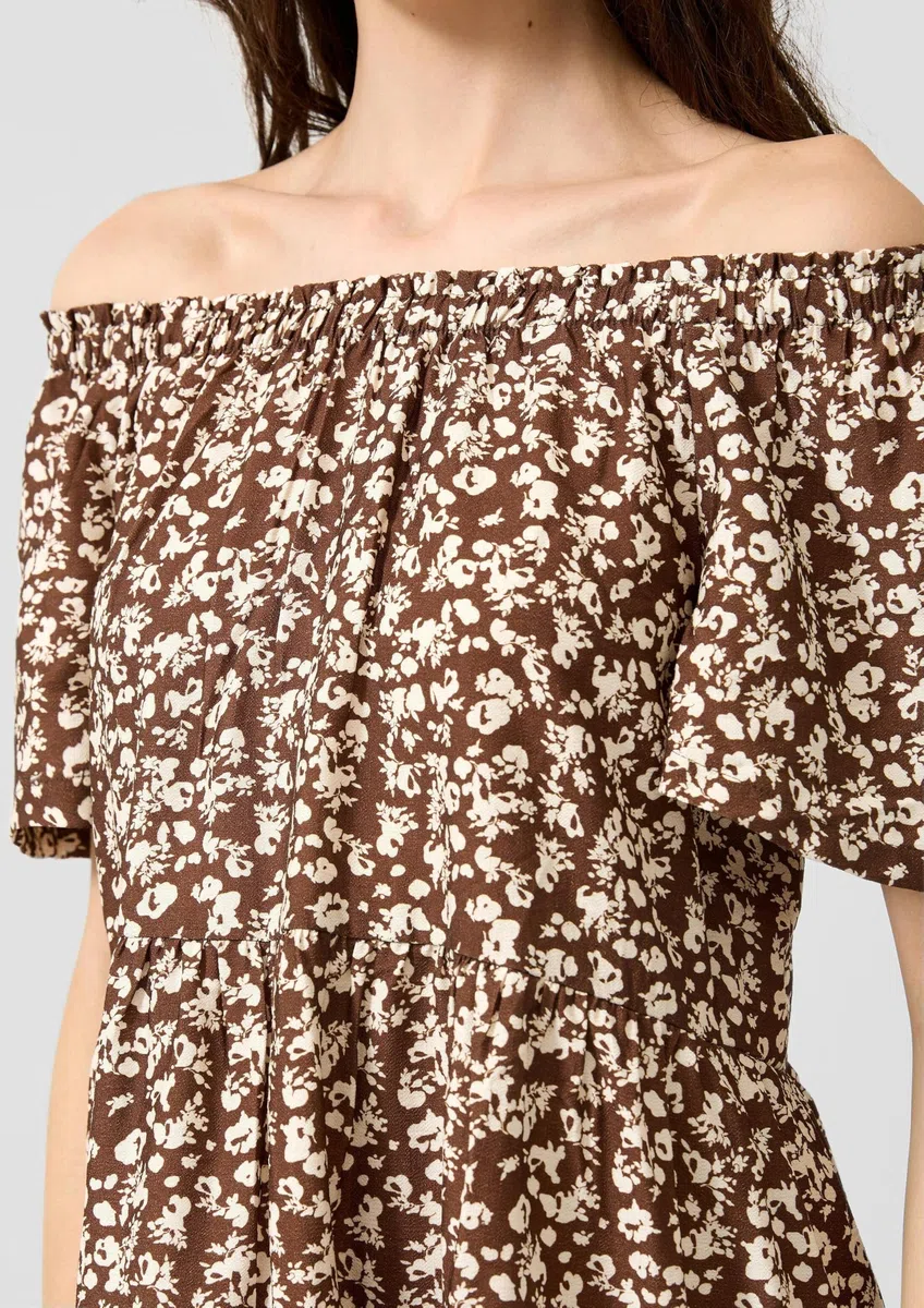 QS Viskosemix-Kleid mit Carmenausschnitt