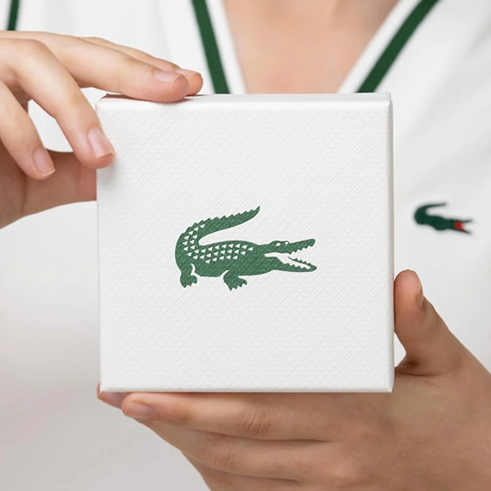 Lacoste Armband mit Knebelverschluss Kollektion METROPOLE Verziert mit petit piqué Muster - Erhältlich für ihn und sie